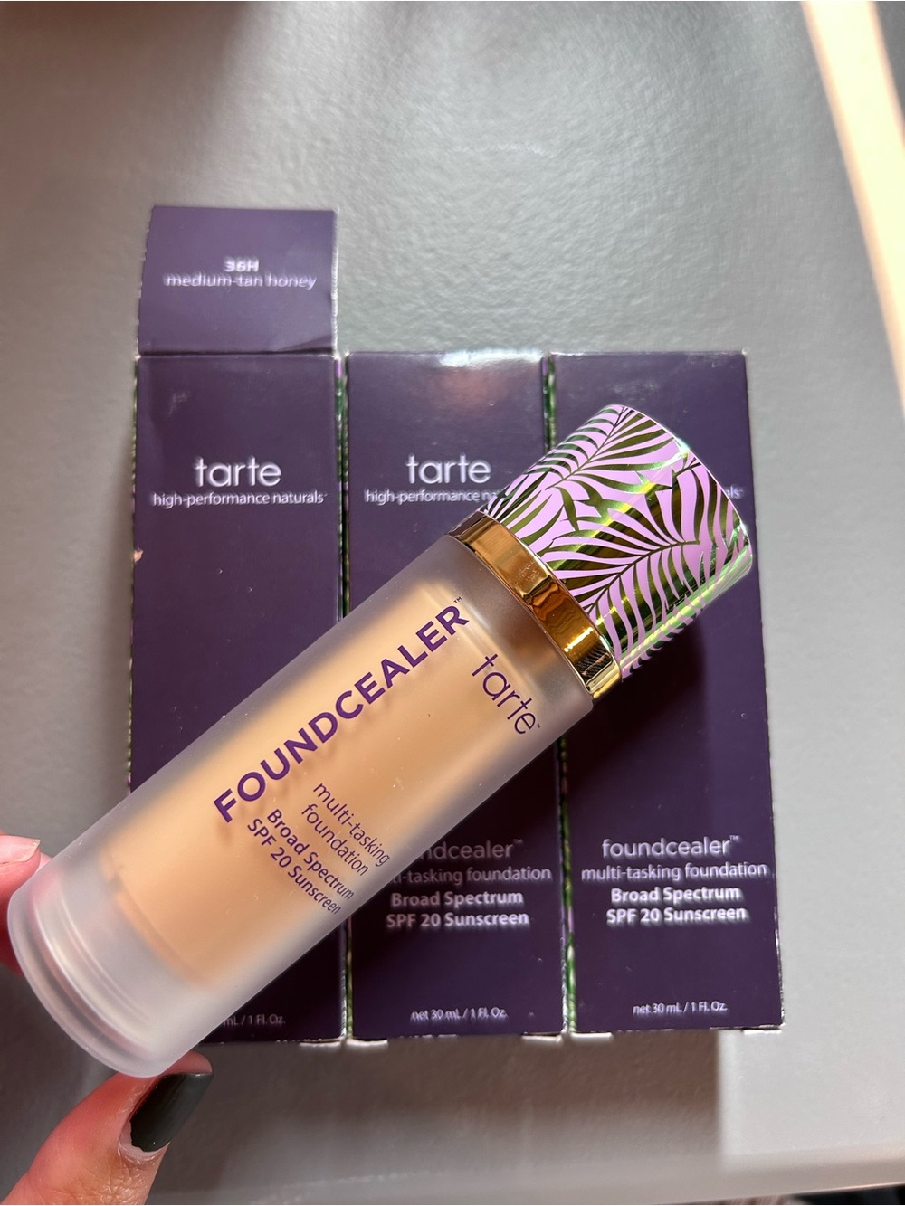 tarte Foundcealer Liquid Foundation - Medium-Tan Honey, Purple & Gold Accents